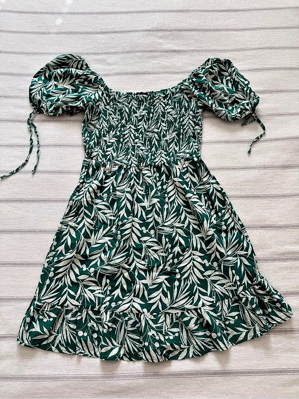 Lily Rose Floral Mini Dress in Green & White